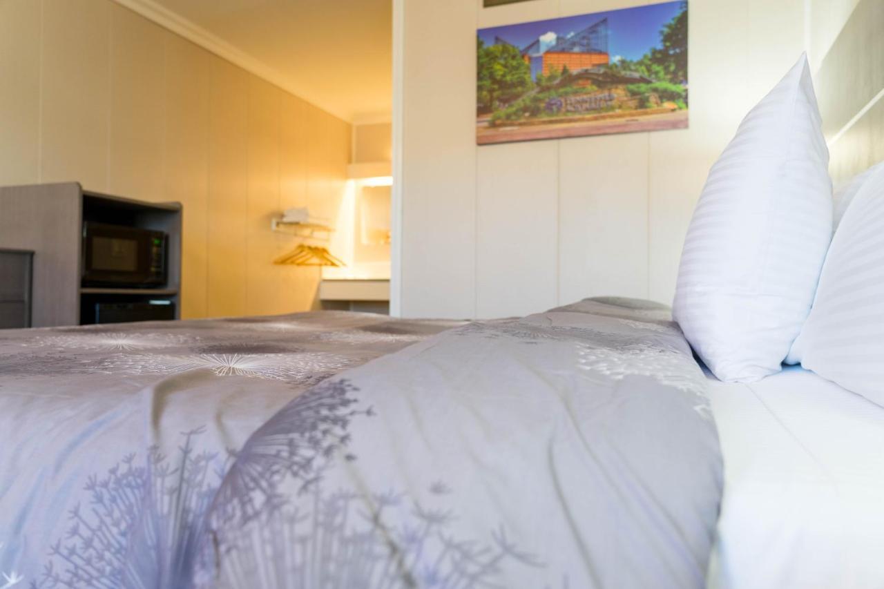 Stay Express Inn Chattanooga อีสต์ริดจ์ ภายนอก รูปภาพ